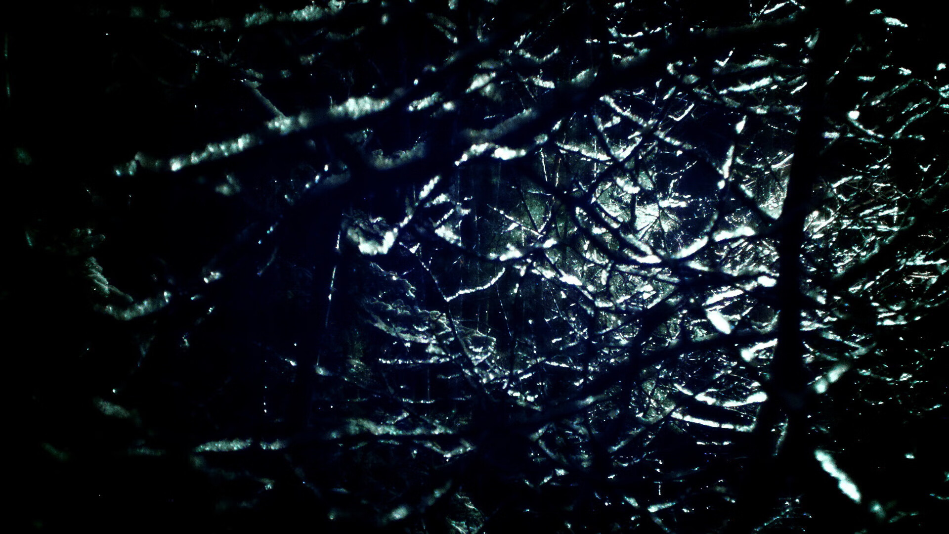 开云体育APP下载-哈特尔浦禁区防守出色，维多利亚公园誓言留级，哈维尔多兰